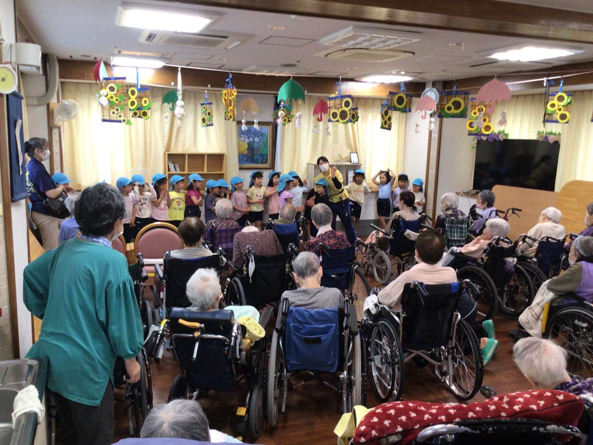 令和7年度特養だより　6月号